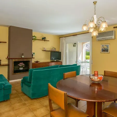 Homeholidaysrentals Moonlight * Santa Susanna