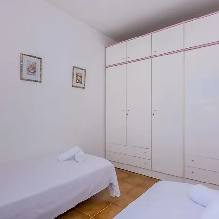 Homeholidaysrentals Moonlight *